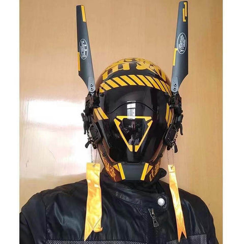 FuturFam-cyberpunk-gothic-mech-yellow-mask-chargeable-lights-for-cosplay-props