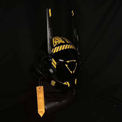 FuturFam-cyberpunk-gothic-mech-yellow-mask-chargeable-lights-for-cosplay-props