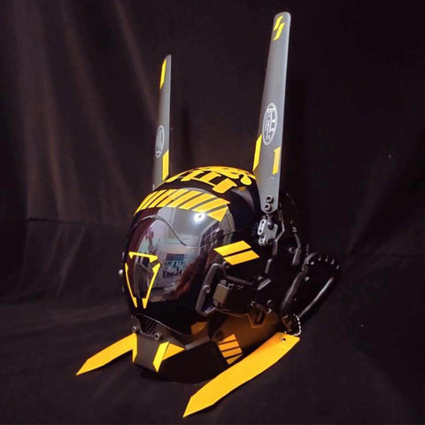 FuturFam-cyberpunk-gothic-mech-yellow-mask-chargeable-lights-for-cosplay-props