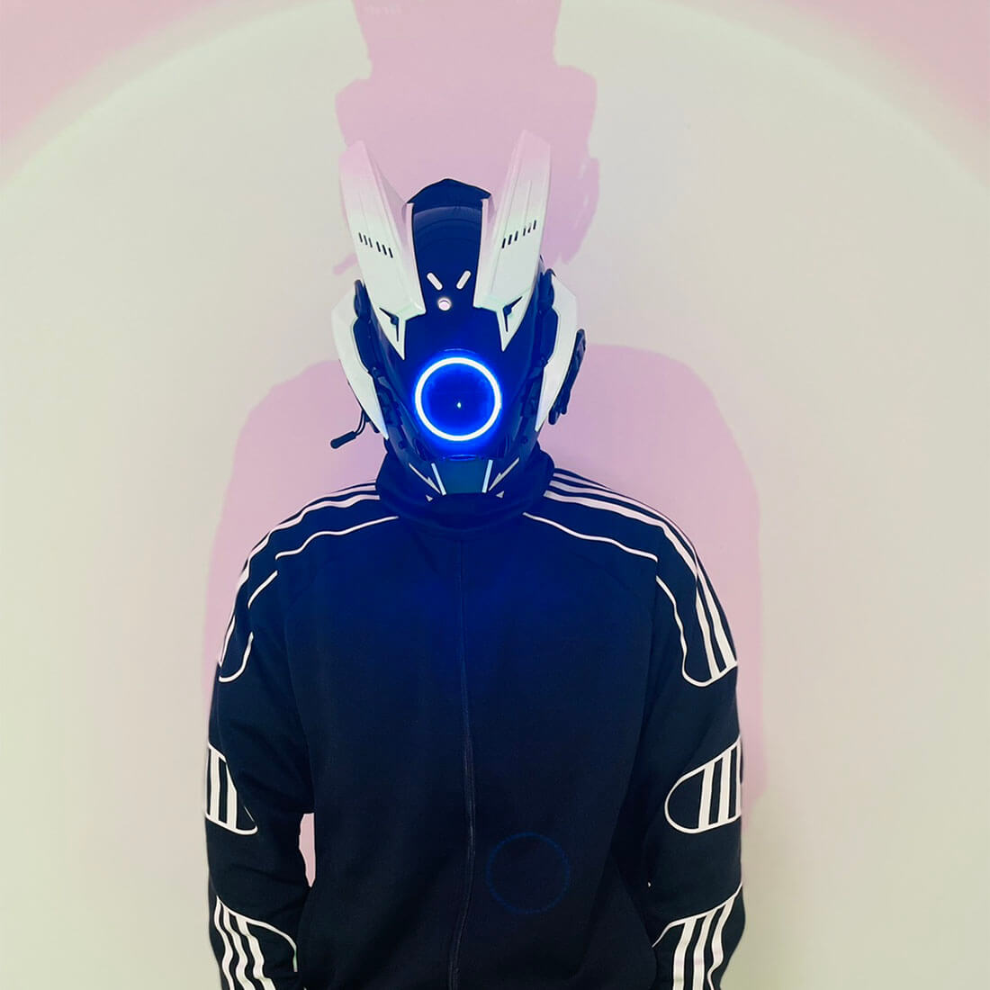 FuturFam-cyberpunk-mask-with-round-light-wings-cosplay-costume-props-for-men