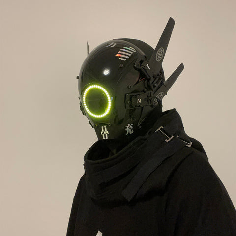 FuturFam-future-cyberpunk-techwear-mask-with-led-lights-halloween-props