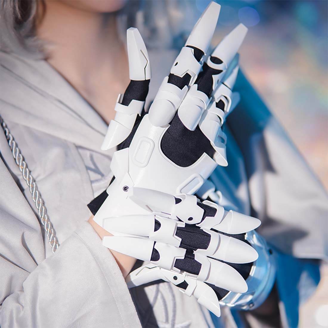 FuturFam-sci-fi-cyberpunk-mechanical-white-hand-armor-cosplay-props-for-men-women