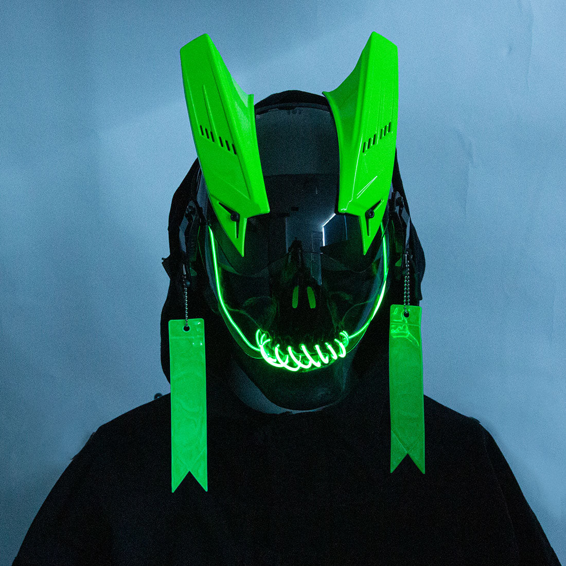 cyberpunk-mask-future-tech-helmet-with-streamers-for-cosplay-prop-halloween-costume